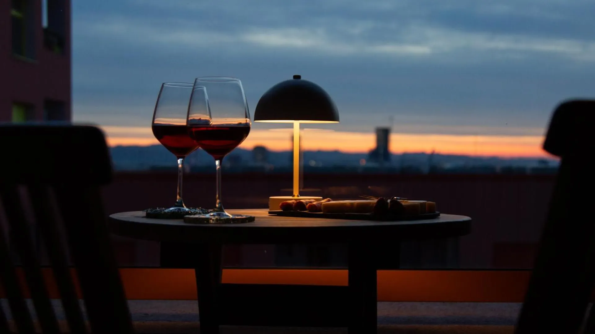 Art Vista Apartment Tirana 0*,